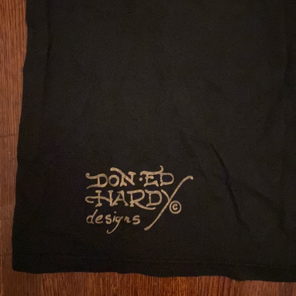 Ed Hardy t-shirt size XXL for girl, XL or L for women - Picture 11 of 16